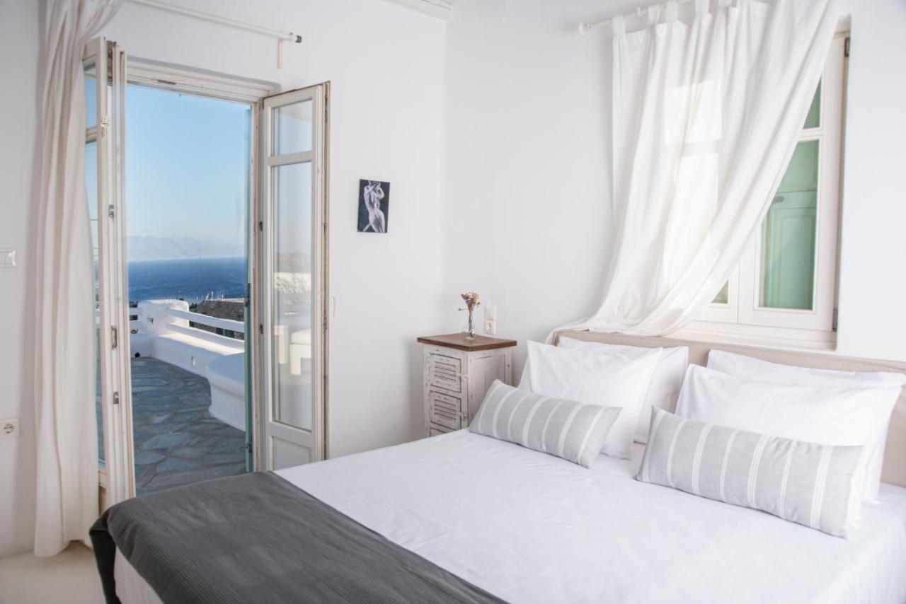 Mando Pool Villas W Sea Views - Five Bedrooms Super Paradise Beach  Exterior photo