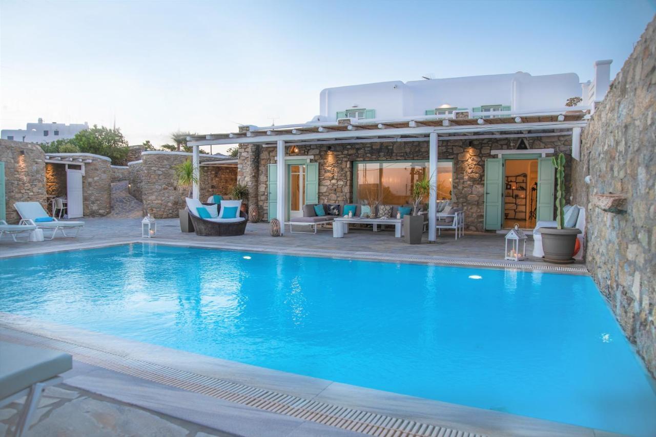 Mando Pool Villas W Sea Views - Five Bedrooms Super Paradise Beach  Exterior photo