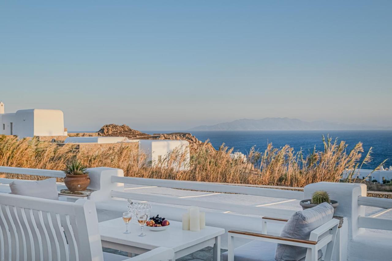 Mando Pool Villas W Sea Views - Five Bedrooms Super Paradise Beach  Exterior photo
