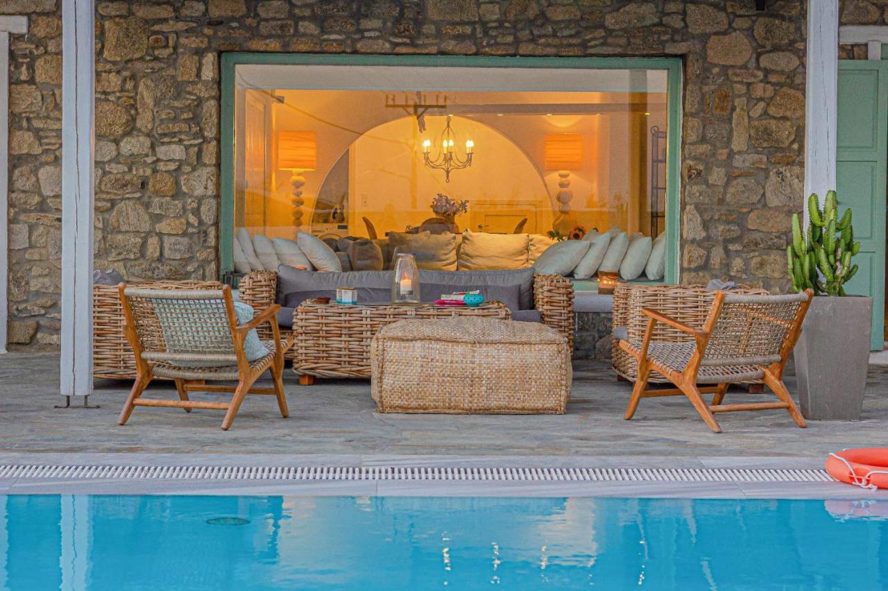 Mando Pool Villas W Sea Views - Five Bedrooms Super Paradise Beach  Exterior photo
