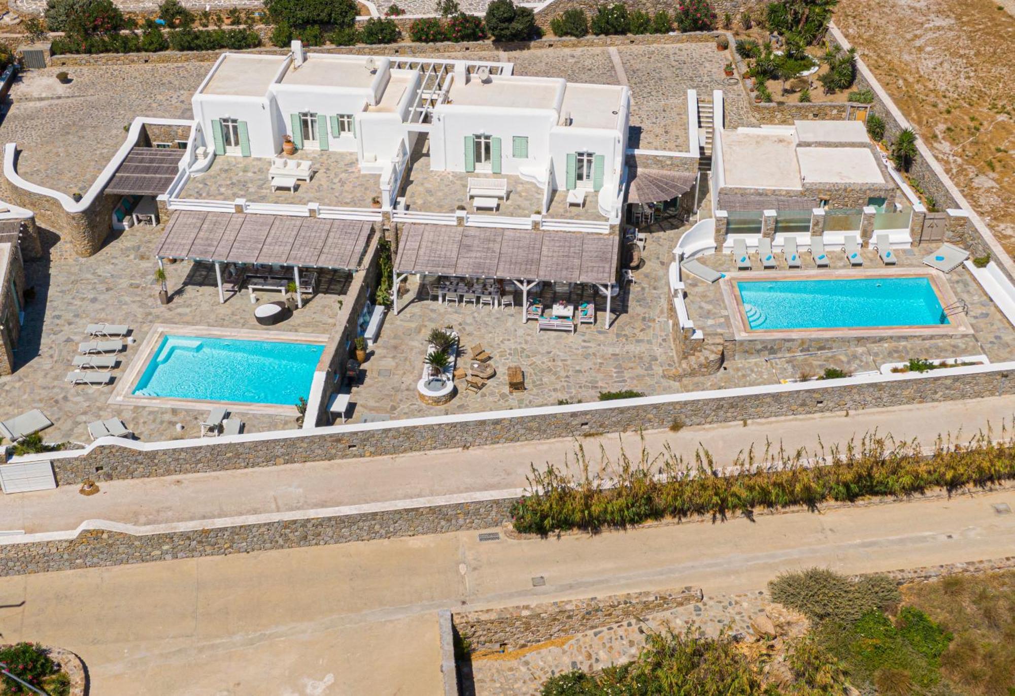 Mando Pool Villas W Sea Views - Five Bedrooms Super Paradise Beach  Exterior photo