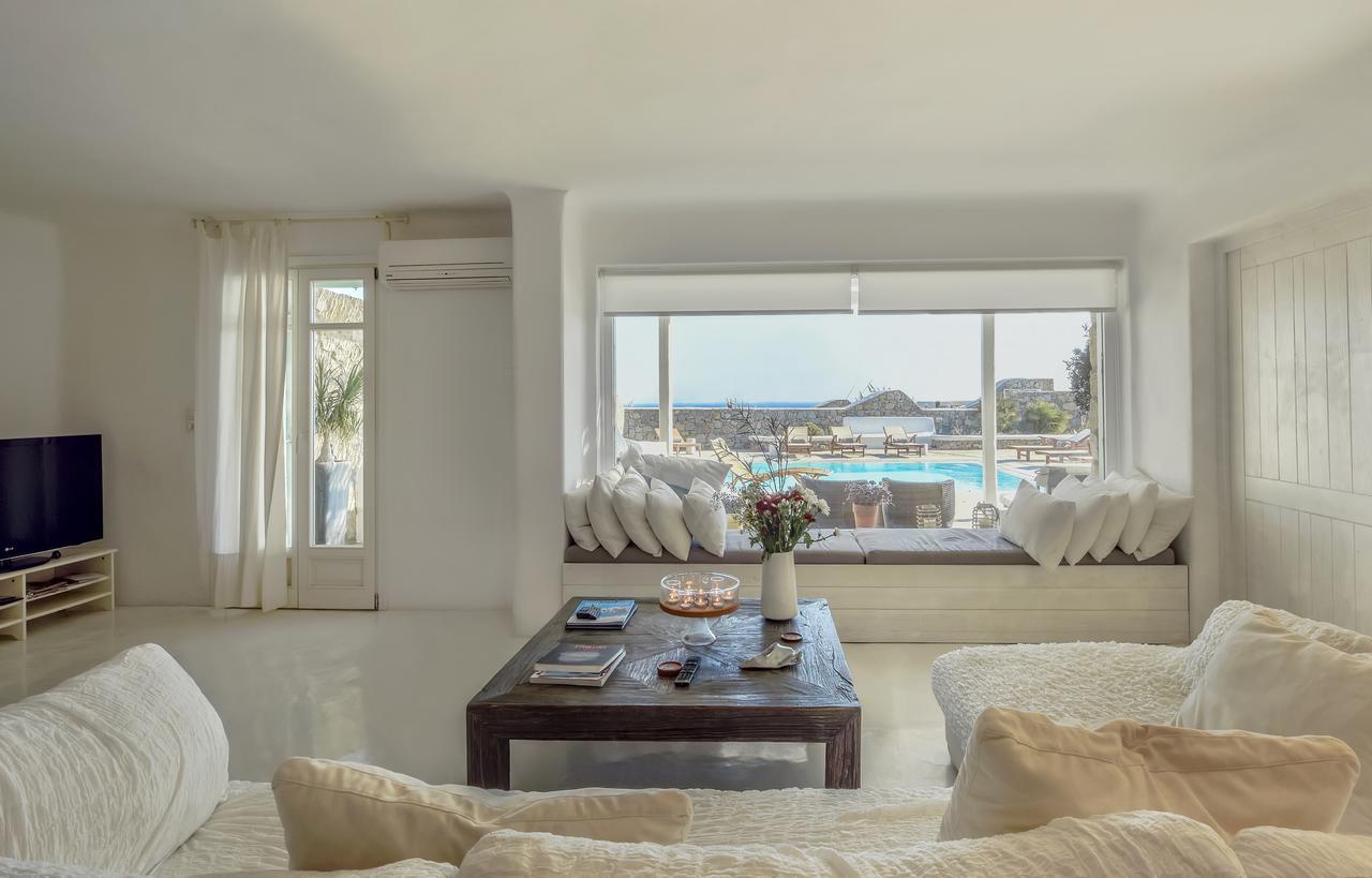 Mando Pool Villas W Sea Views - Five Bedrooms Super Paradise Beach  Exterior photo