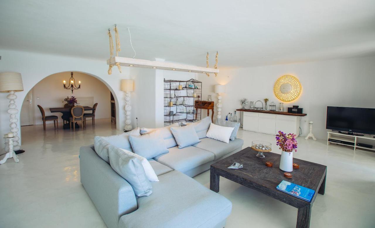 Mando Pool Villas W Sea Views - Five Bedrooms Super Paradise Beach  Exterior photo