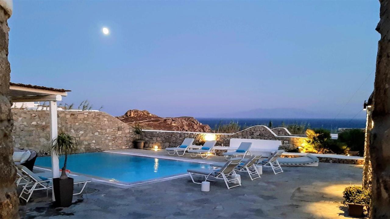 Mando Pool Villas W Sea Views - Five Bedrooms Super Paradise Beach  Exterior photo